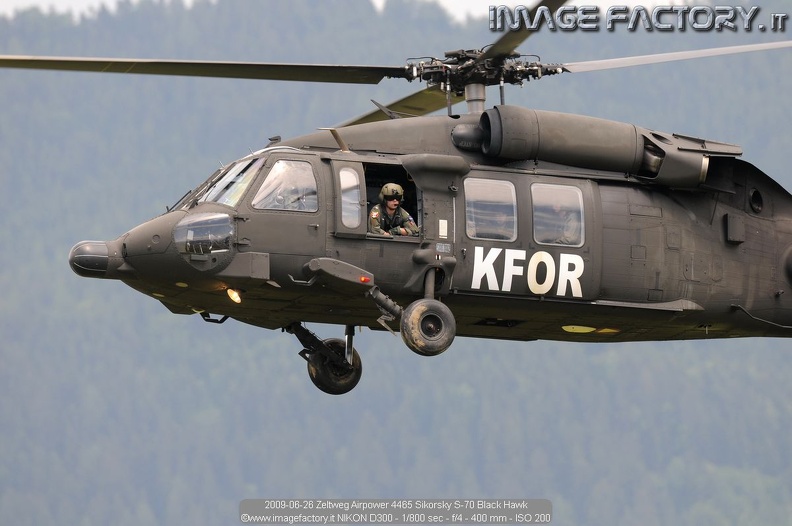 2009-06-26 Zeltweg Airpower 4465 Sikorsky S-70 Black Hawk.jpg